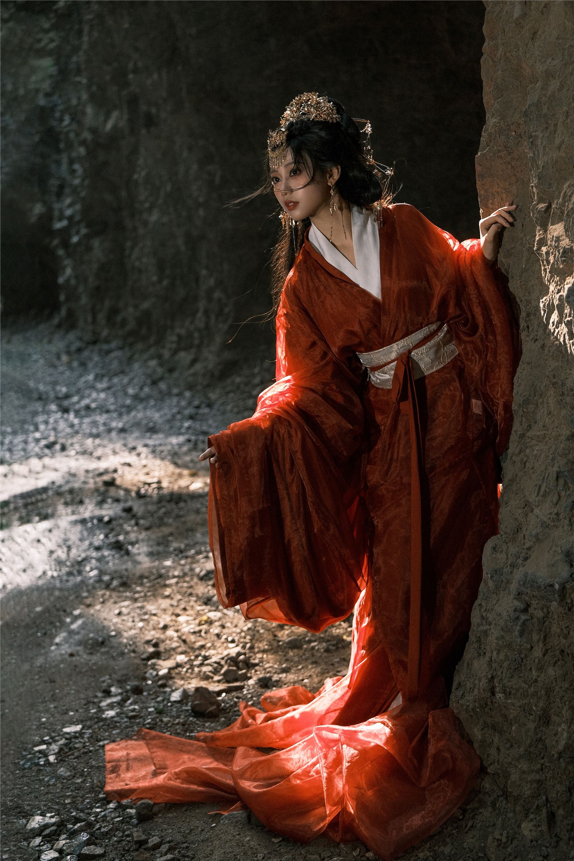 YITUYU艺图语 2025.02.02 亡国公主 七七